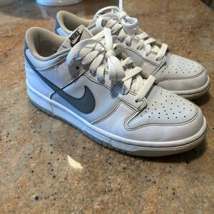 Boys Nike air dunks